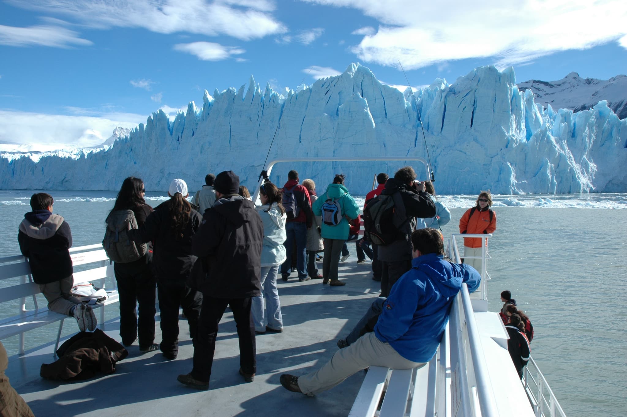 Navegación frente al Glaciar Perito Moreno