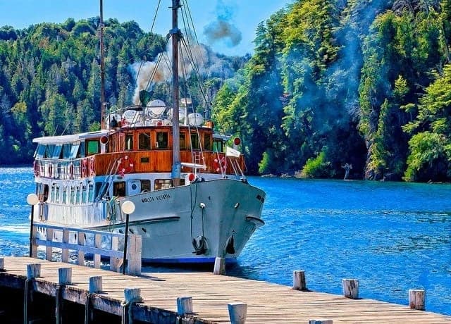 Navegación Isla Victoria y Bosque de Arrayanes