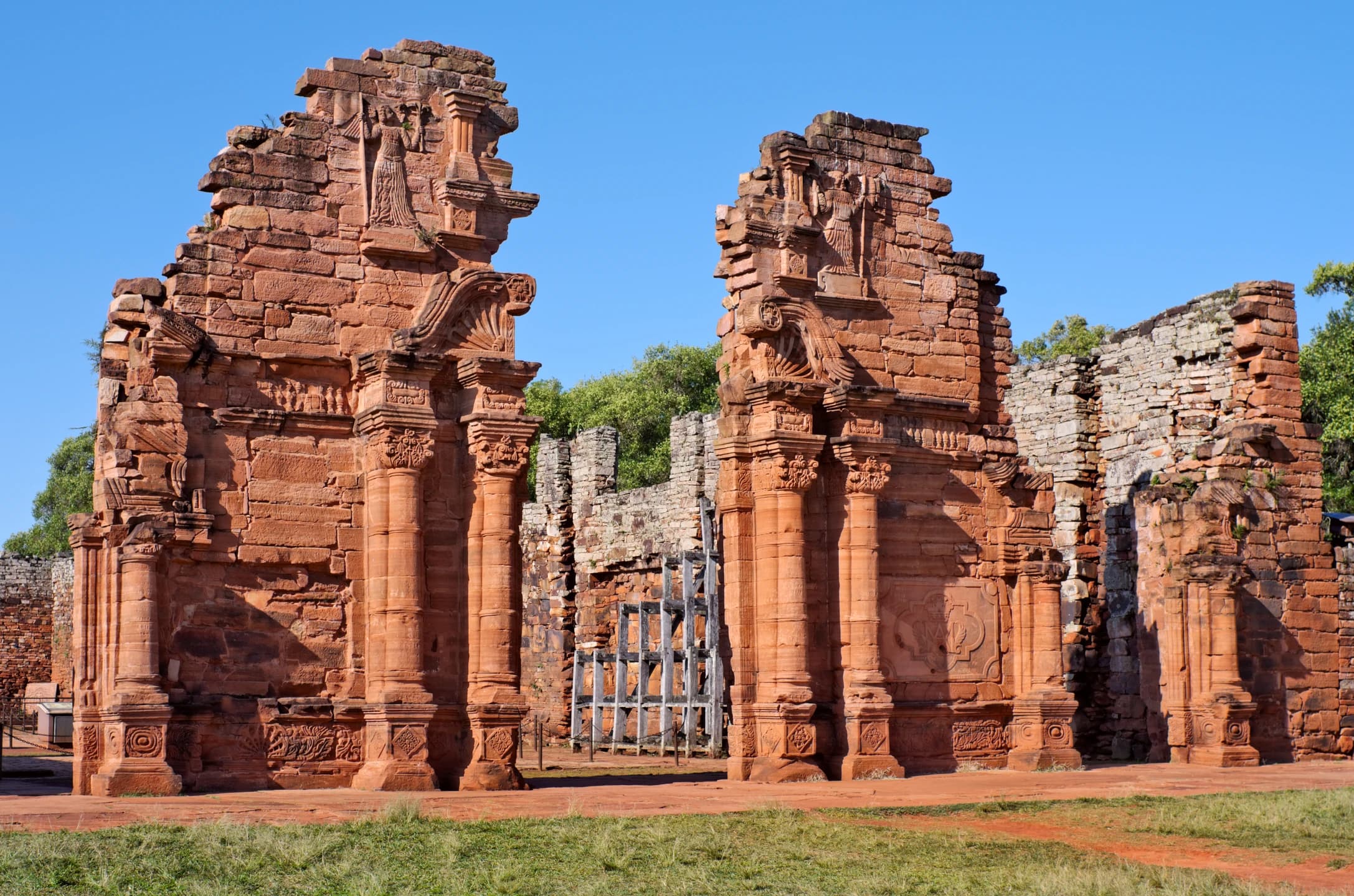 San Ignacio & Minas