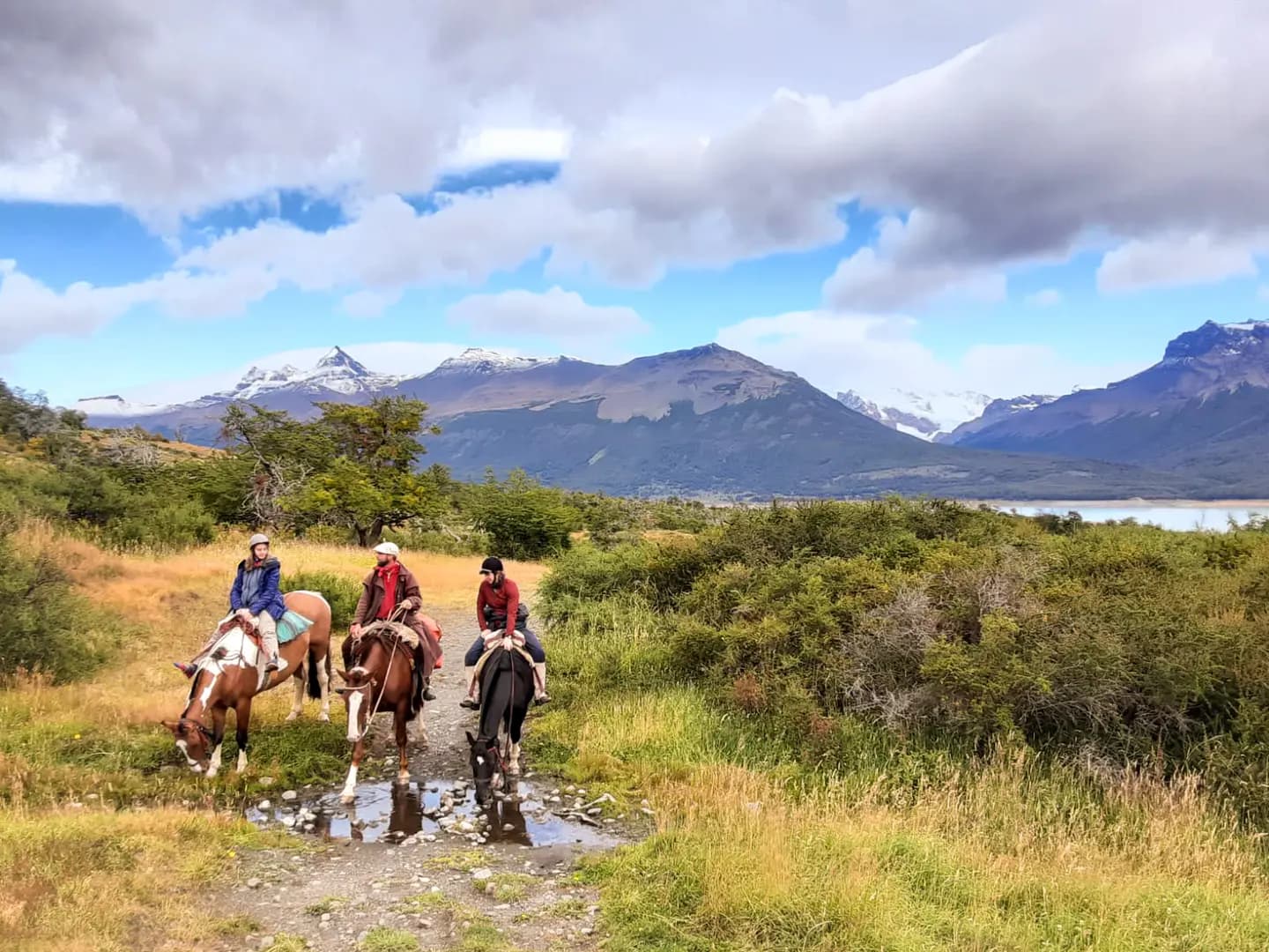 Estancia Nibepo Aike + Cabalgata