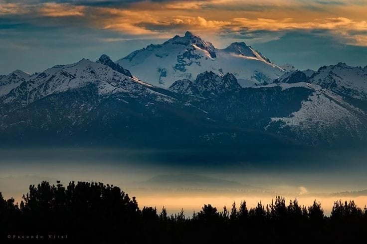 Cerro Tronador y Ventisqueros negros